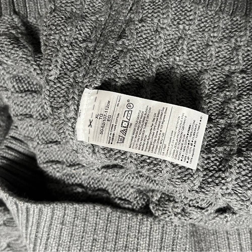 Banana republic 100% cotton gray cable knit mens sweater size XL